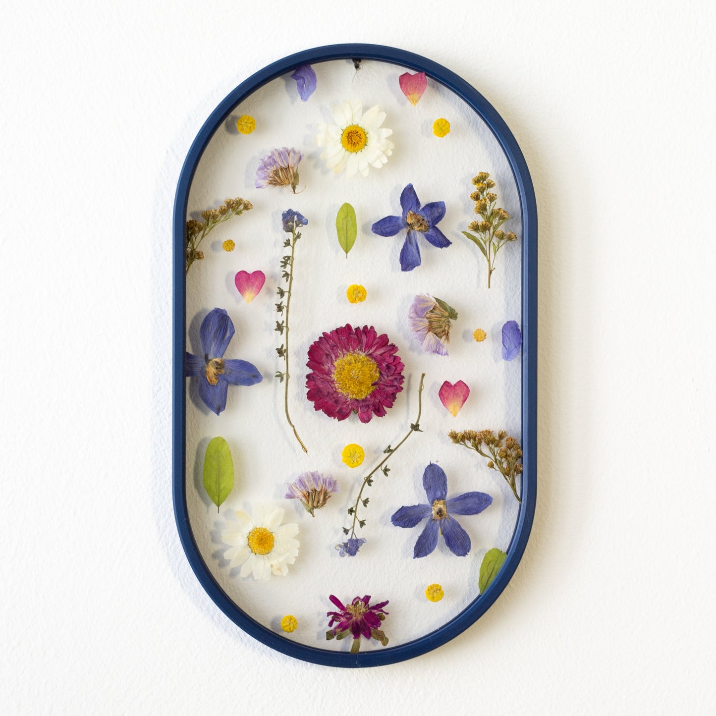 frame: כחול כהה